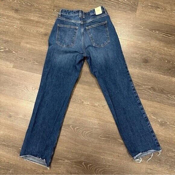 Zara Women’s Blue Straight Leg High Waisted Raw Hem Jeans Size 4 Dark Wash - Picture 4 of 14